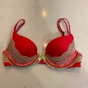 Victoria’s Secret Very Sexy Bra